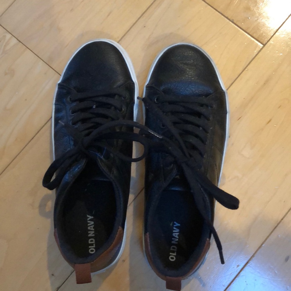 Boys Old Navy Sneakers
